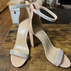 Nude size 11 heels, never worn